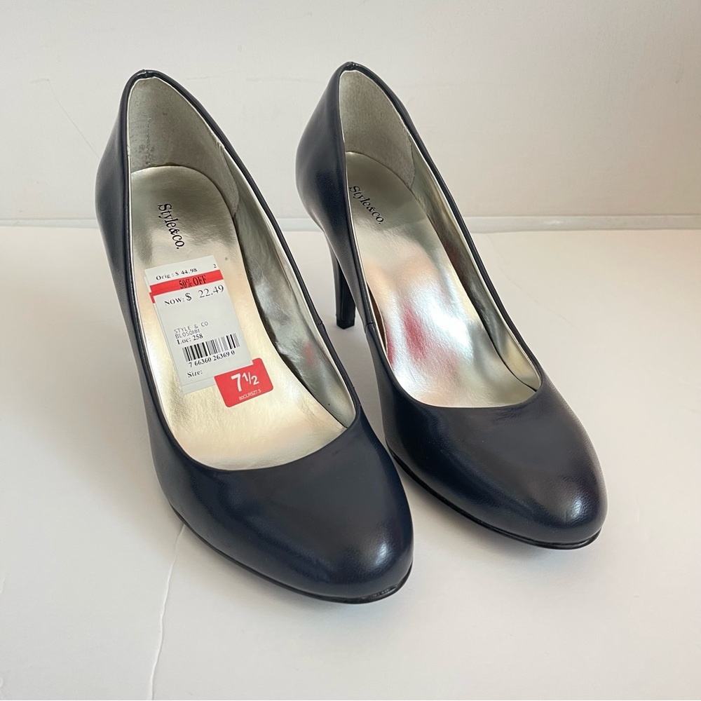 Style & Co. Women’s High Heels Navy Blue Round Toe Pumps 7.5